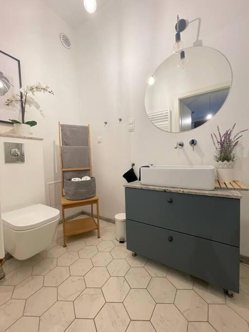 Cute Apartment Perfect For Business And Travel. Варшава Экстерьер фото